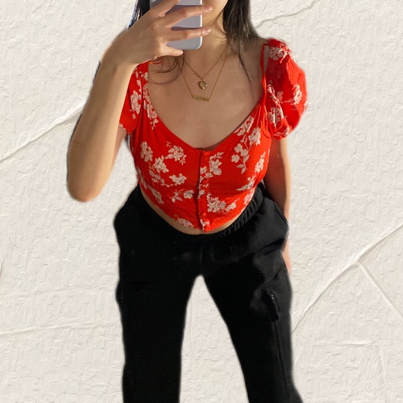 DYNAMITE square neck floral blouse - Picture 6 of 6